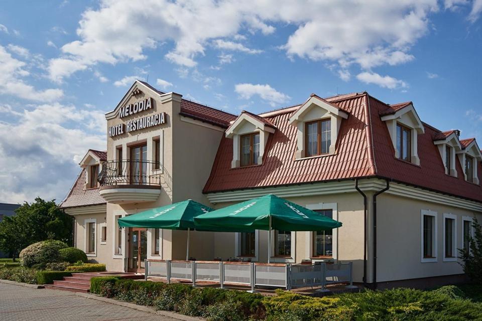 Hotel Melodia *** Buk  Exterior foto